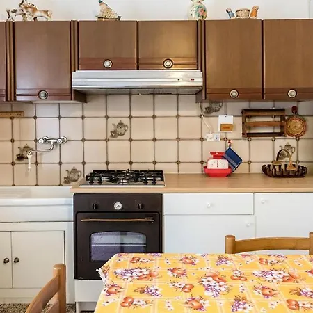 Quadrilocale Con Giardino E Posto Auto A - S266 Apartman *