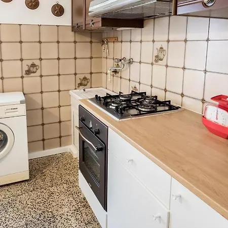 Quadrilocale Con Giardino E Posto Auto A - S266 Apartment *