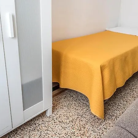 Apartman Quadrilocale Con Giardino E Posto Auto A - S266